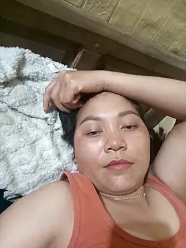 Linhna20 online show from April 2026 02:47:01 PM