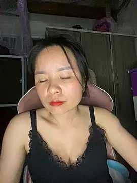 Ivy Trix2 online show from March 2026 04:00:01 PM