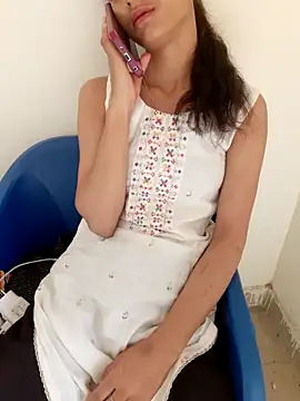 Snapshot of Janvi_chauhan chatting on March 2026 04:40:02 AM Janvi chauhan online show from March 2026 04:40:02 AM