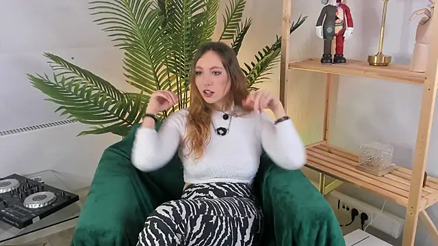 JacqulynVensel online show from March 2026 01:24:01 PM