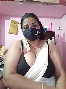 Snapshot of tamil_lathikaaa chatting on May 2026 08:14:02 PM tamil lathikaaa online show from May 2026 08:14:02 PM