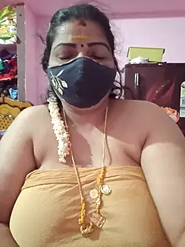 Snapshot of tamil_lathikaaa chatting on June 2026 06:01:01 PM tamil lathikaaa online show from June 2026 06:01:01 PM