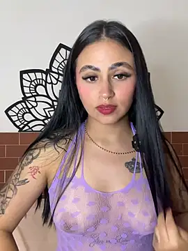 Snapshot of Emily_cute777 chatting on February 2026 05:17:01 AM Emily cute777 online show from February 2026 05:17:01 AM