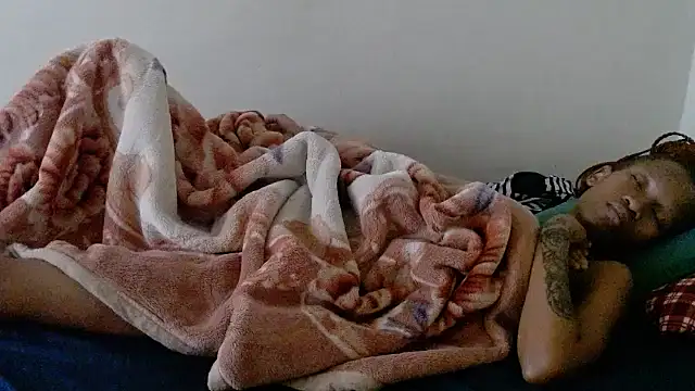 Freakycandy02 online show from April 2026 08:09:02 AM