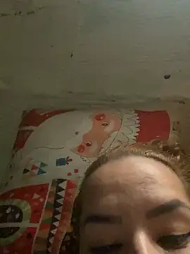 Snapshot of Brenda__222 chatting on March 2026 08:37:01 PM Brenda 222 online show from March 2026 08:37:01 PM