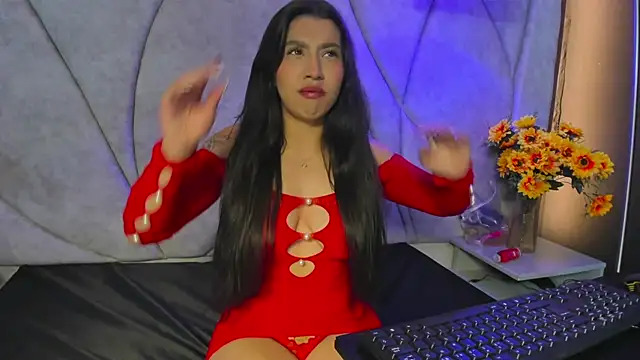 Snapshot of VeronicaCream_ chatting on July 2026 04:22:02 AM VeronicaCream online show from July 2026 04:22:02 AM