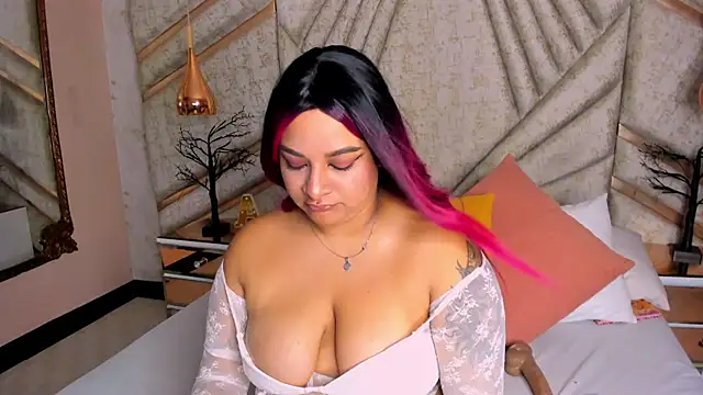 EmeelyMuller online show from May 2026 04:41:02 AM
