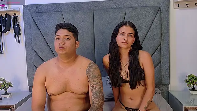 SweetAndSavage OS online show from March 2026 07:43:02 PM