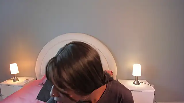 zoepinkett online show from April 2026 03:26:01 AM