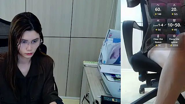 Snapshot of zhen-68 chatting on July 2026 07:25:01 AM zhen-68 online show from July 2026 07:25:01 AM
