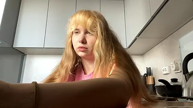 ShariLappas online show from March 2026 01:16:01 PM