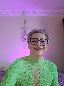 Snapshot of LunaBlaise chatting on May 2026 07:24:02 AM LunaBlaise online show from May 2026 07:24:02 AM