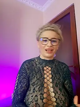 Snapshot of LunaBlaise chatting on May 2026 10:36:01 AM LunaBlaise online show from May 2026 10:36:01 AM
