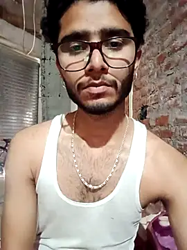 CoralN online show from April 2026 06:02:02 AM