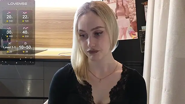 Snapshot of Bella_Villen chatting on July 2026 06:50:01 PM Bella Villen online show from July 2026 06:50:01 PM