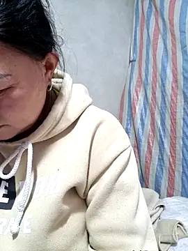 phay79 online show from March 2026 05:00:01 AM