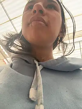 Snapshot of LilyRossi_ chatting on June 2026 12:18:02 PM LilyRossi online show from June 2026 12:18:02 PM