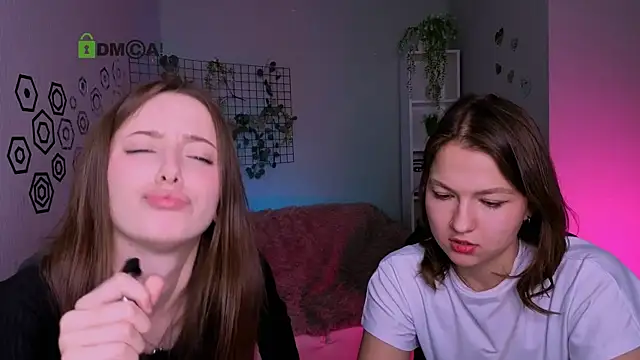 chloe ley online show from April 2026 05:30:01 PM
