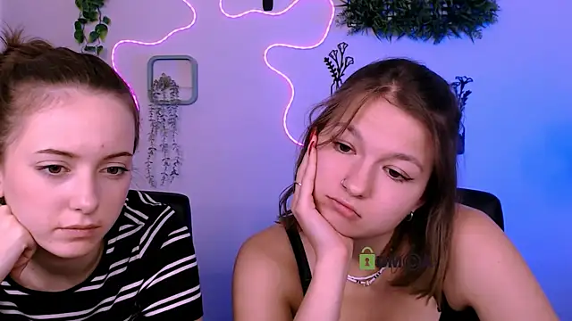 Snapshot of chloe_ley chatting on July 2026 02:13:01 PM chloe ley online show from July 2026 02:13:01 PM
