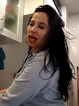 Snapshot of sirena_dorada29 chatting on March 2026 09:42:01 PM sirena dorada29 online show from March 2026 09:42:01 PM