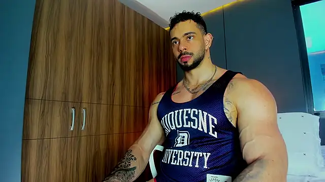 massimo visconti online show from April 2026 04:26:02 PM