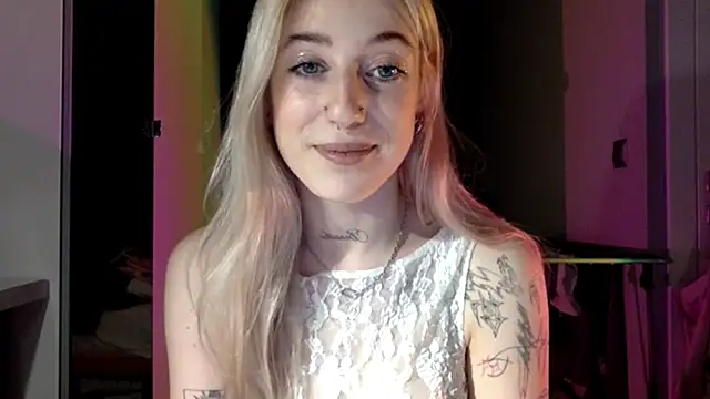 EmmyWet online show from April 2026 06:21:01 PM