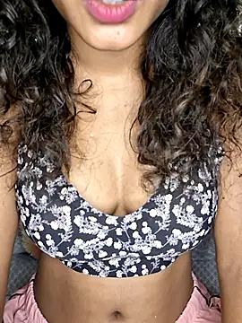 Snapshot of Akni_ chatting on June 2026 05:24:02 PM Akni online show from June 2026 05:24:02 PM