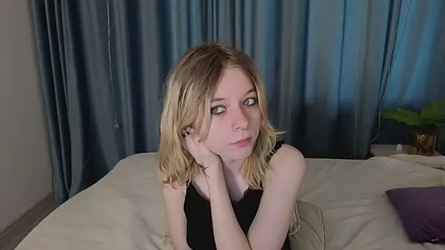 MollySally online show from May 2026 04:06:02 AM