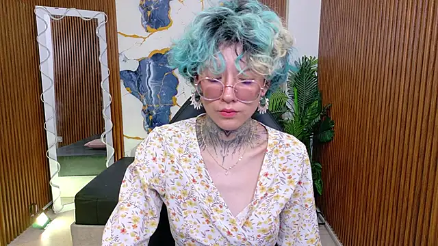 Snapshot of Lyra_tay chatting on May 2026 08:06:01 PM Lyra tay online show from May 2026 08:06:01 PM