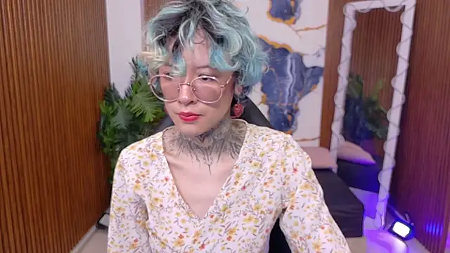 Snapshot of Lyra_tay chatting on June 2026 07:01:02 PM Lyra tay online show from June 2026 07:01:02 PM