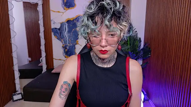 Snapshot of Lyra_tay chatting on July 2026 01:40:02 PM Lyra tay online show from July 2026 01:40:02 PM