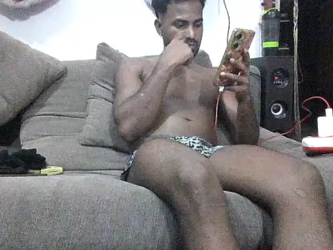 Snapshot of Hunkytop chatting on May 2026 04:23:02 PM Hunkytop online show from May 2026 04:23:02 PM