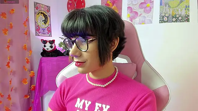 Madeline 21 online show from March 2026 05:04:02 AM