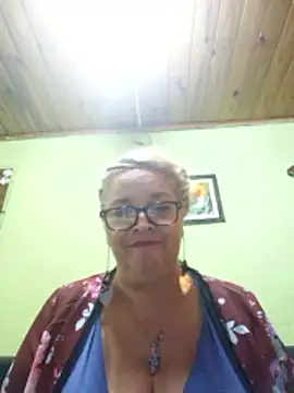 momismilf544 online show from April 2026 05:21:02 PM