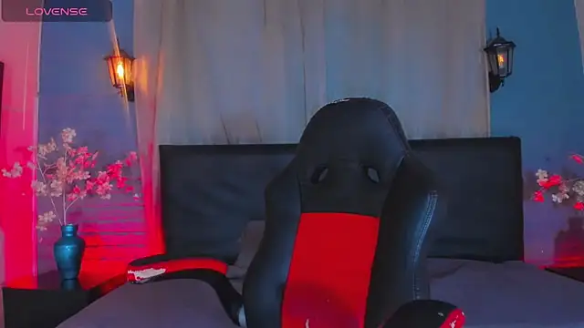 Roxy alexa online show from March 2026 03:34:01 AM