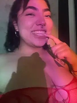 Alessia Walkeer online show from April 2026 02:28:01 PM