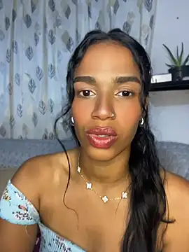 Snapshot of FlorSalvaje_ chatting on July 2026 12:13:01 AM FlorSalvaje online show from July 2026 12:13:01 AM