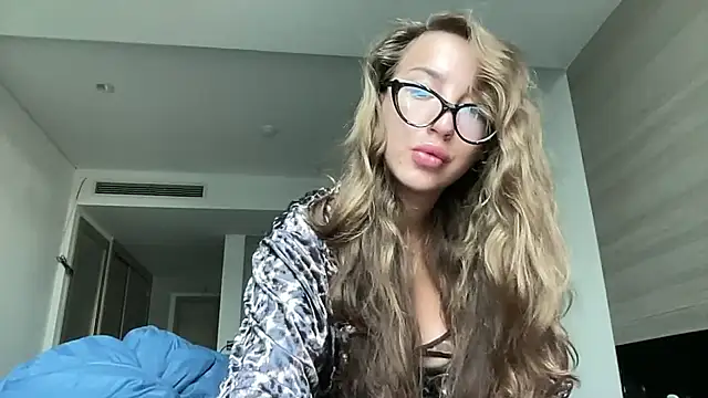 Kit kata online show from April 2026 11:49:02 PM