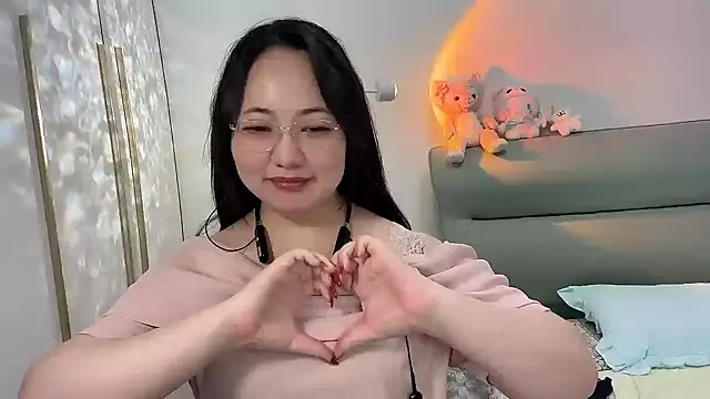 Snapshot of Susu-36E chatting on June 2026 02:07:02 PM Susu-36E online show from June 2026 02:07:02 PM