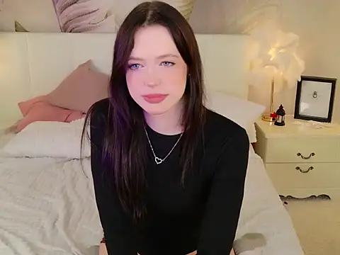 lizzy wells online show from March 2026 09:30:01 PM