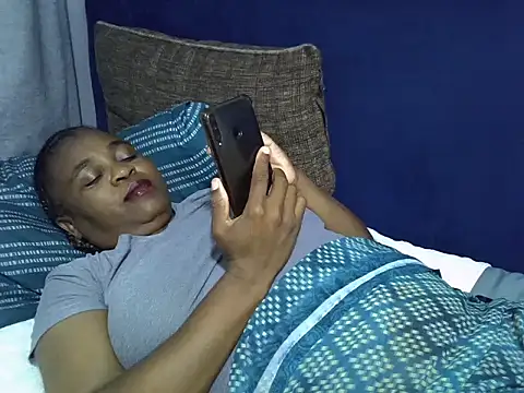 Talia82 online show from April 2026 04:52:01 PM