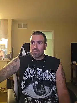 Snapshot of Biggbaddwulf7 chatting on May 2026 06:31:02 AM Biggbaddwulf7 online show from May 2026 06:31:02 AM