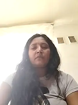 Snapshot of mysteriousgal031 chatting on March 2026 05:02:02 AM mysteriousgal031 online show from March 2026 05:02:02 AM