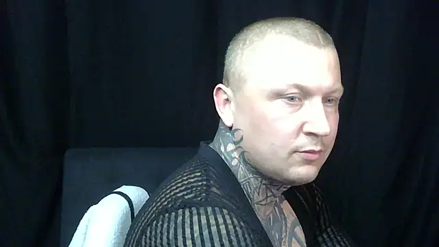 Snapshot of devilWithTats chatting on April 2026 12:29:02 PM devilWithTats online show from April 2026 12:29:02 PM