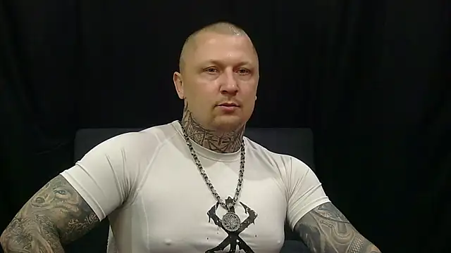 Snapshot of devilWithTats chatting on May 2026 08:01:01 AM devilWithTats online show from May 2026 08:01:01 AM