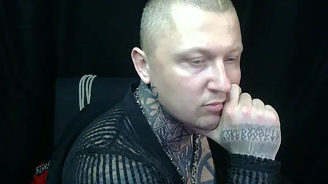 Snapshot of devilWithTats chatting on June 2026 10:06:02 AM devilWithTats online show from June 2026 10:06:02 AM