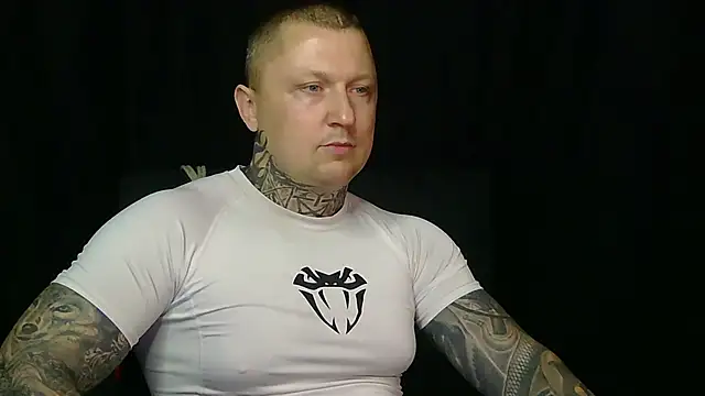 Snapshot of devilWithTats chatting on June 2026 04:17:01 PM devilWithTats online show from June 2026 04:17:01 PM