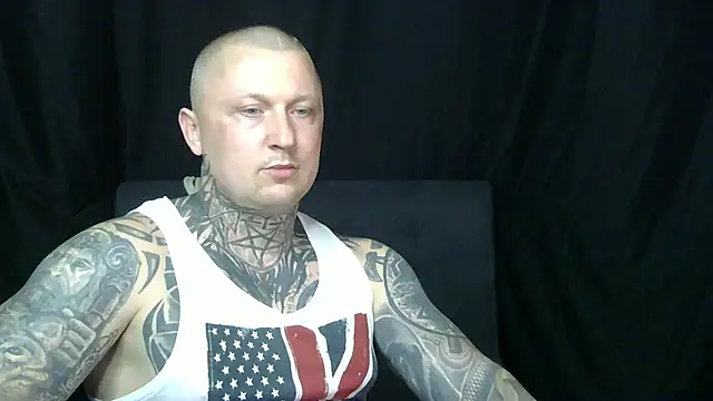 Snapshot of devilWithTats chatting on June 2026 04:44:01 PM devilWithTats online show from June 2026 04:44:01 PM