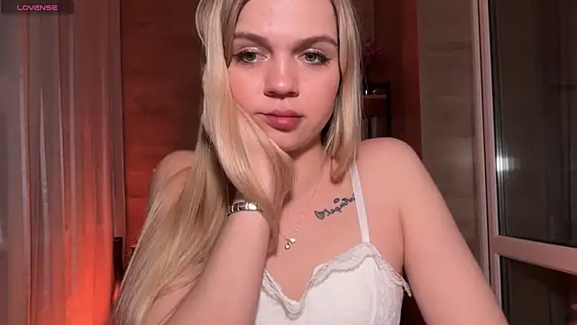 AlexaDeviliciouss online show from May 2026 07:22:01 PM
