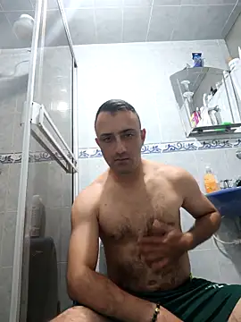 Snapshot of RaphandLey chatting on March 2026 02:39:02 AM RaphandLey online show from March 2026 02:39:02 AM